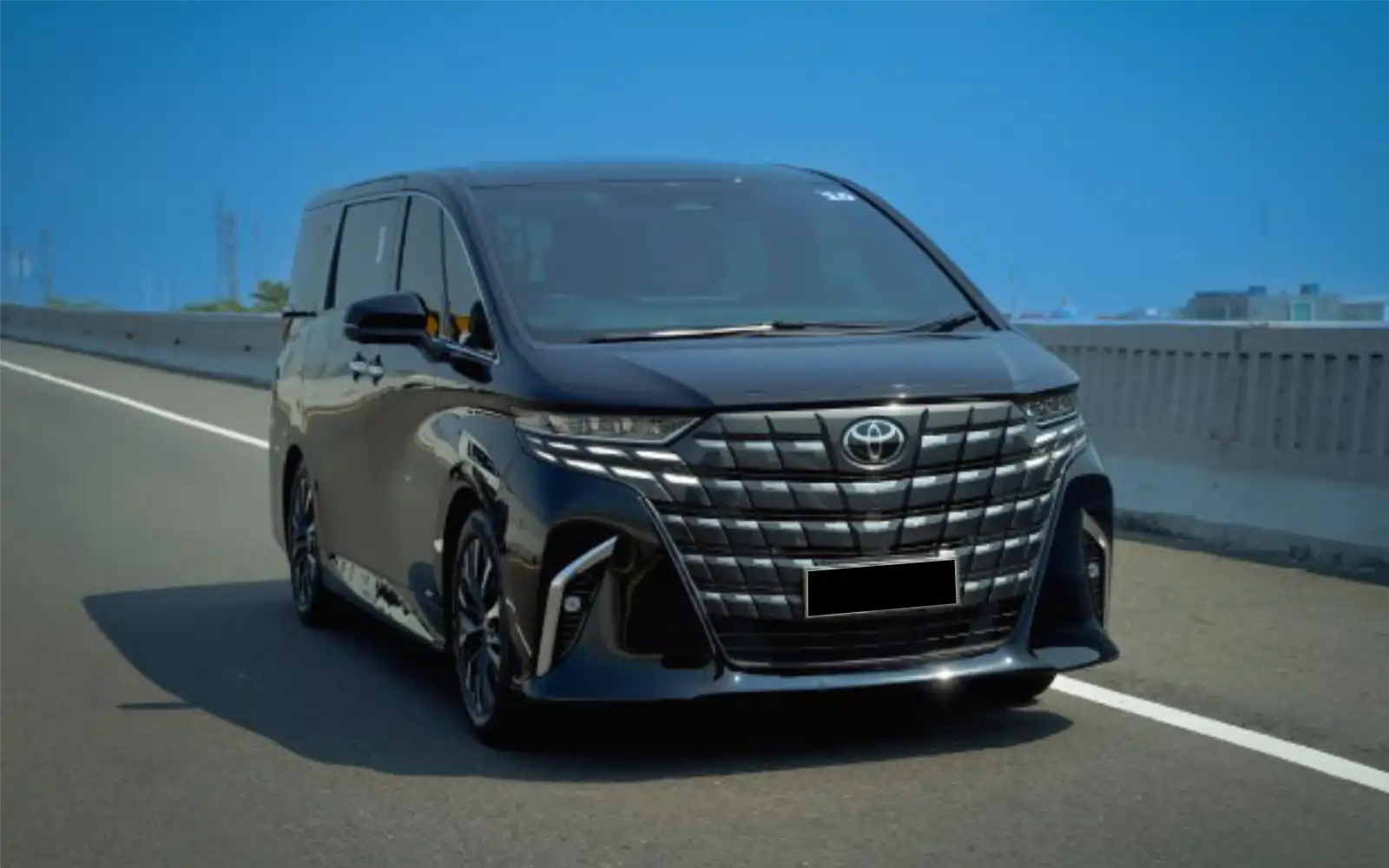 Sewa Alphard Makassar - Premium, Nyaman, Terpercaya