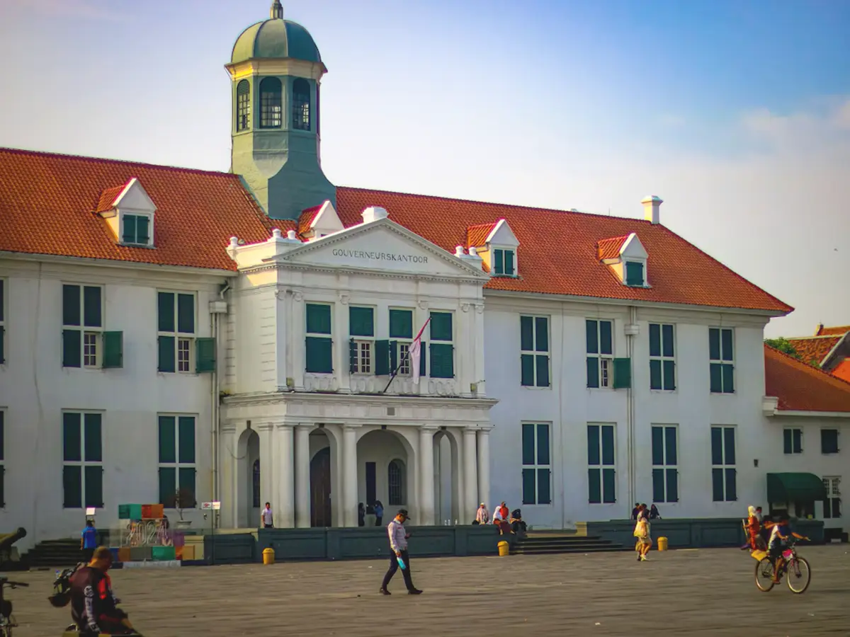 Jakarta → Sunda Kelapa → Kota Tua → Yogyakarta